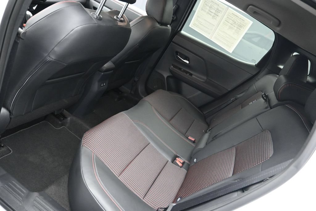 Used 2025 Nissan Kicks SR FWD image 19