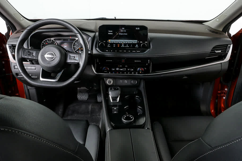 Used 2023 Nissan Rogue SL w/ SL Premium Package AWD/4WD image 18