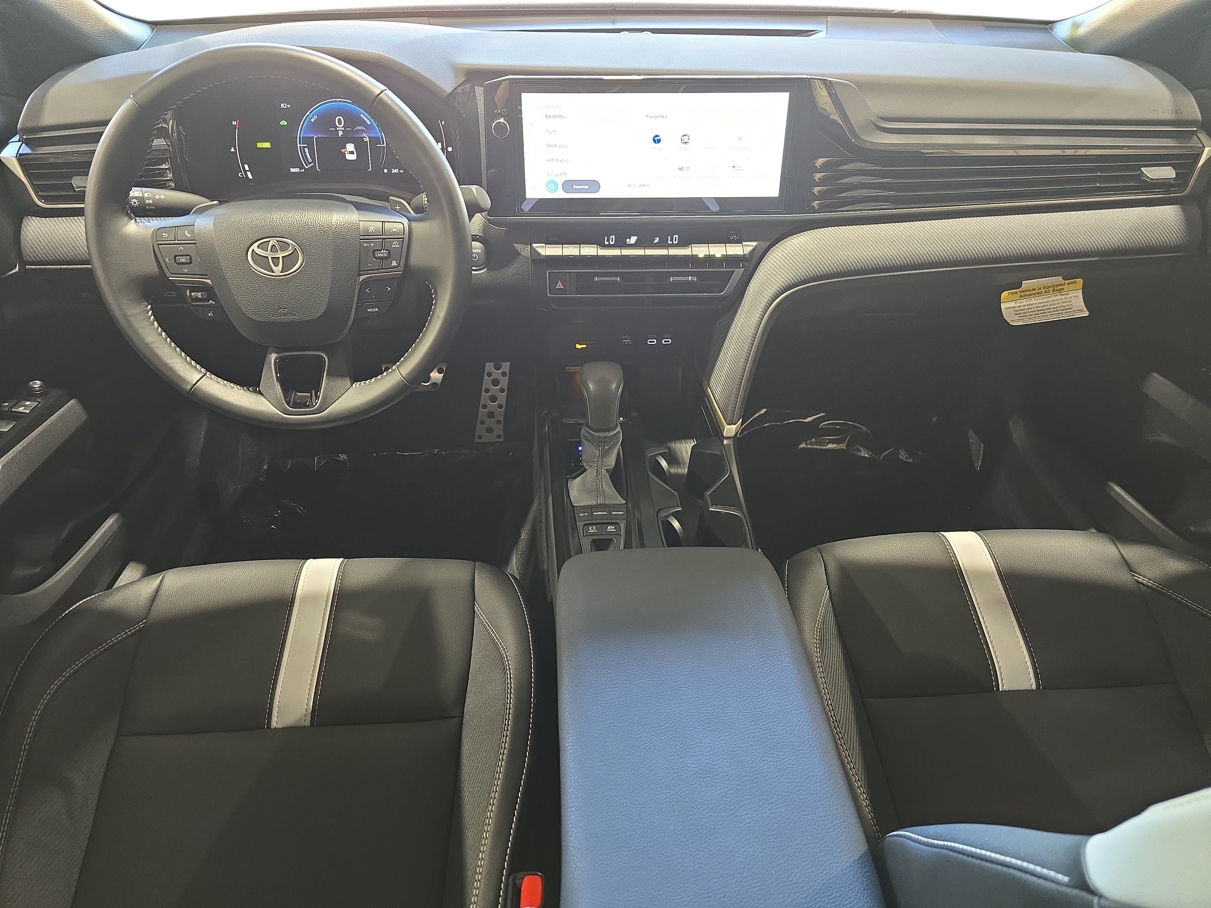 Used 2026 Toyota Camry SE w/ Multimedia Upgrade Package FWD image 9