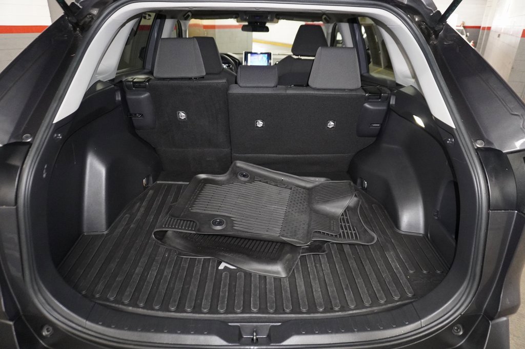 Certified 2023 Toyota RAV4 XLE image 9