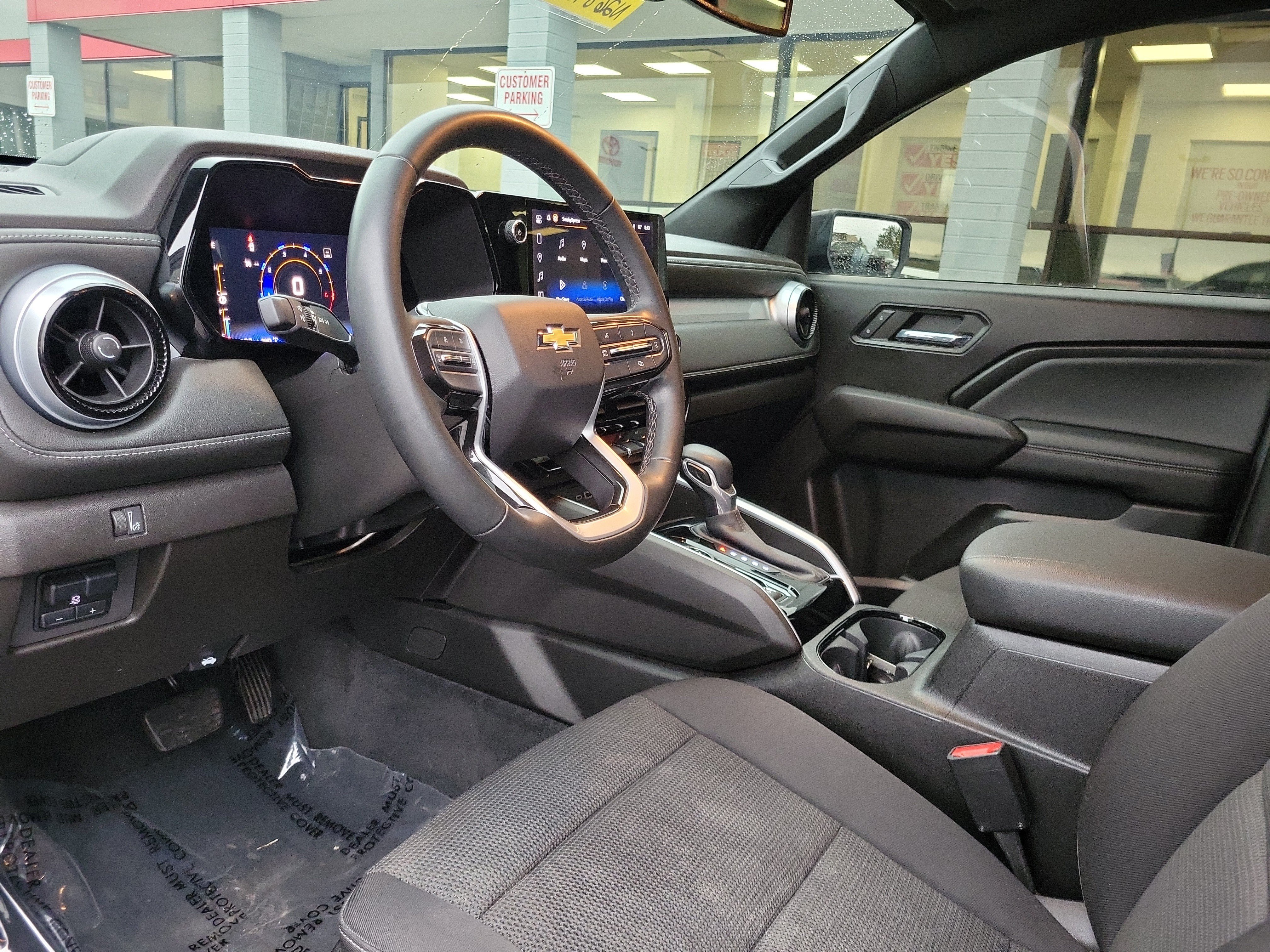Used 2023 Chevrolet Colorado LT w/ LT Convenience Package II AWD/4WD image 19