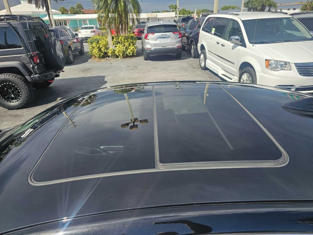 Used 2019 Chevrolet Malibu LT w/ Leather Package image 6