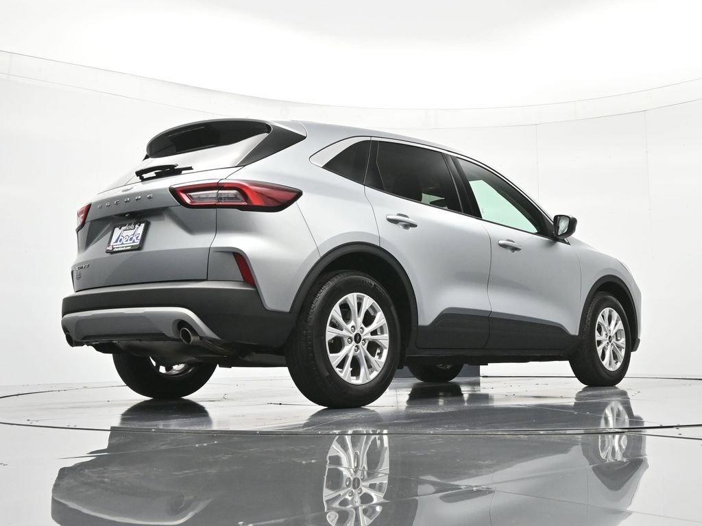 Used 2024 Ford Escape Active image 40