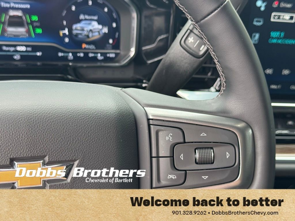 Used 2025 Chevrolet Silverado 1500 LT AWD/4WD image 19