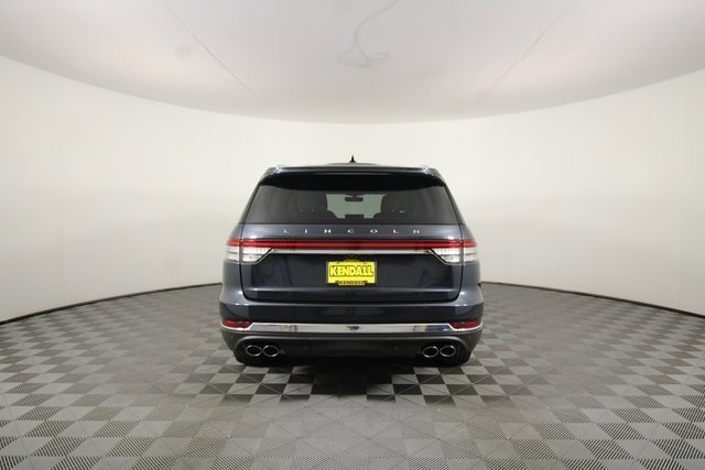 Used 2023 Lincoln Aviator Reserve w/ Equipment Group 201A image 7