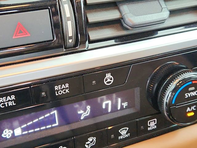 Used 2025 Nissan Pathfinder Platinum w/ Cargo Package image 27