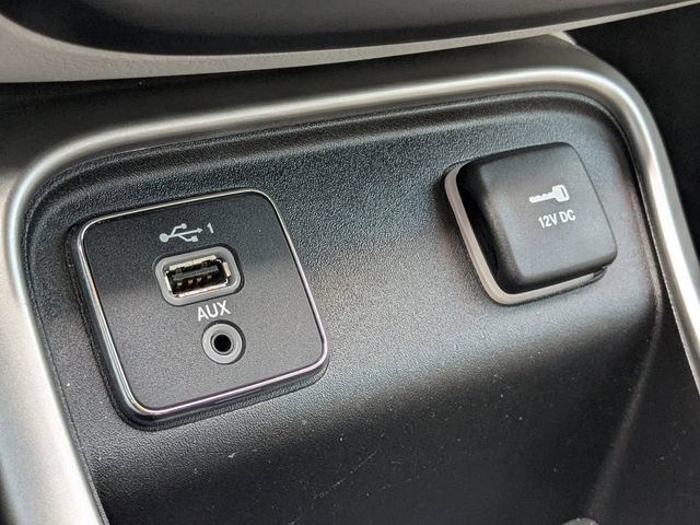 Used 2018 Jeep Compass Latitude w/ Popular Equipment Group FWD image 21
