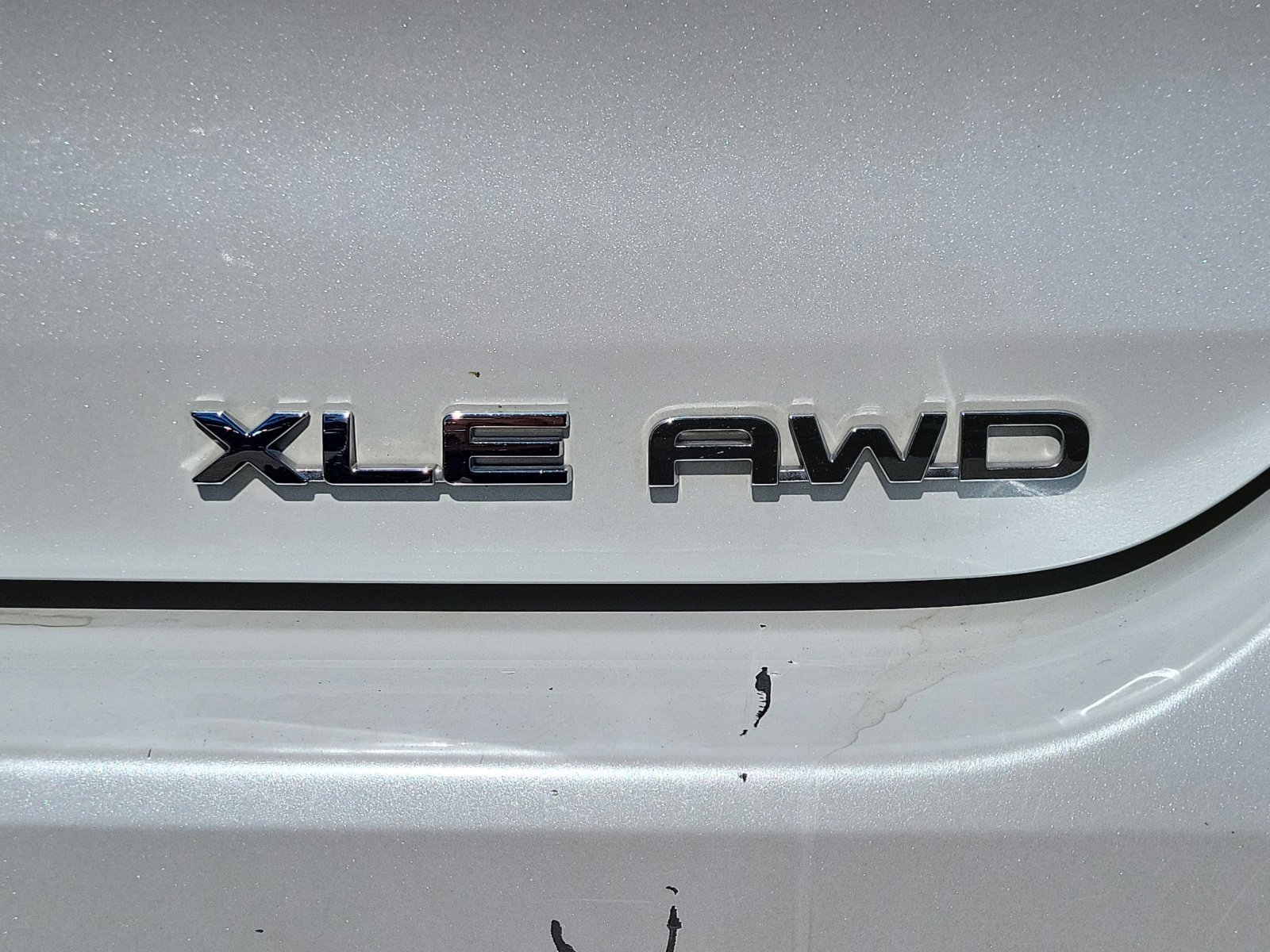 Used 2022 Toyota Highlander XLE image 28