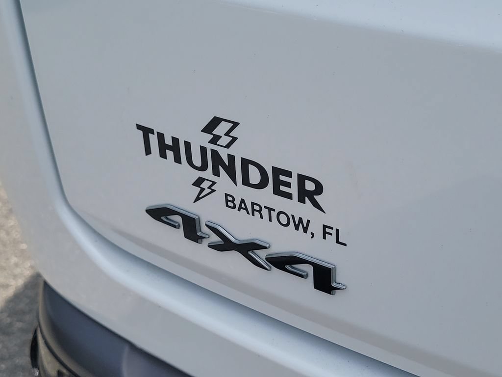 Used 2026 Jeep Grand Wagoneer L Summit w/ Premium Group III AWD/4WD image 8
