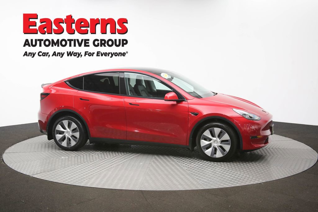 Used 2022 Tesla Model Y Long Range image 41