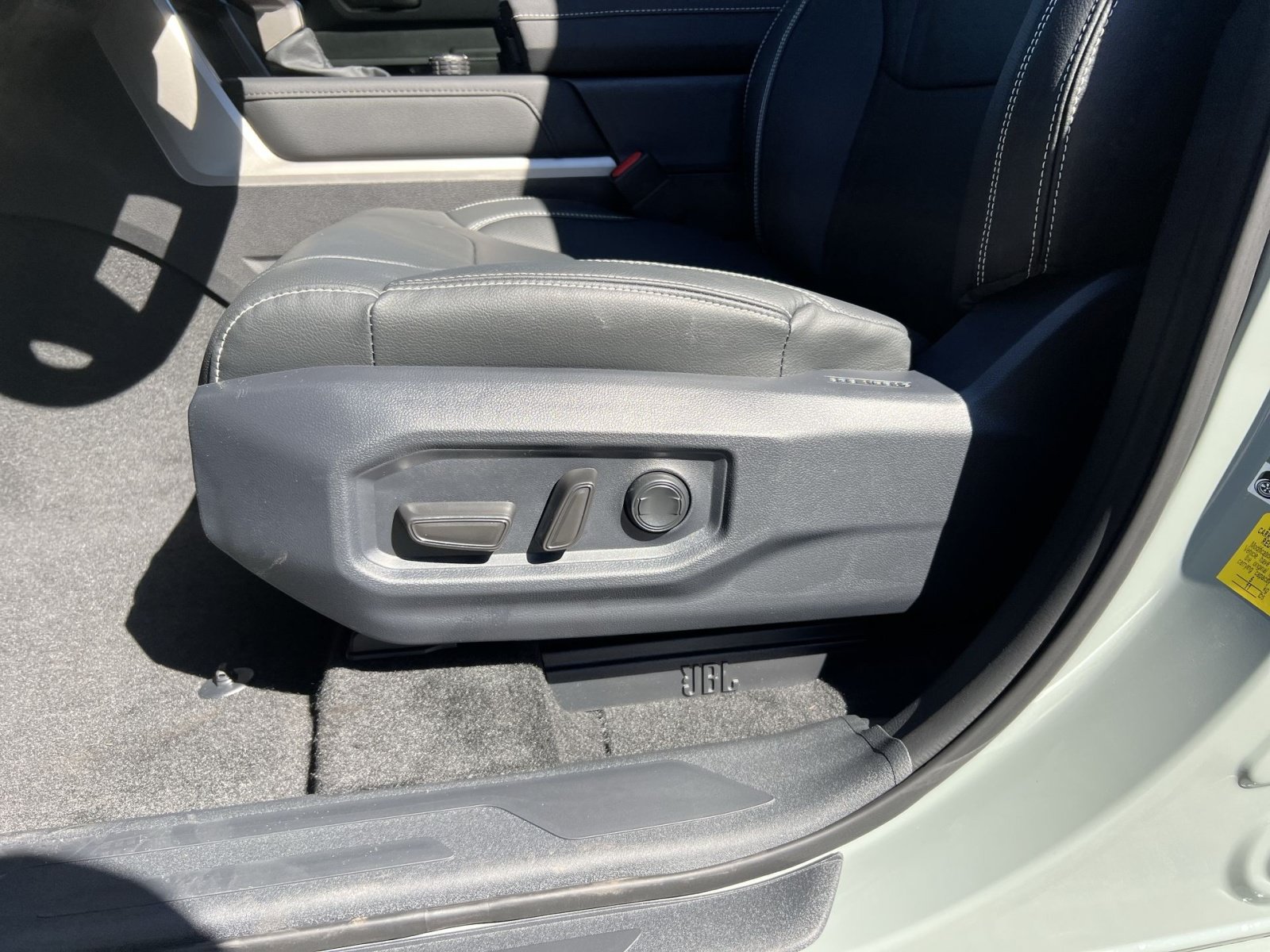 New 2026 Toyota Tundra Limited AWD/4WD image 14