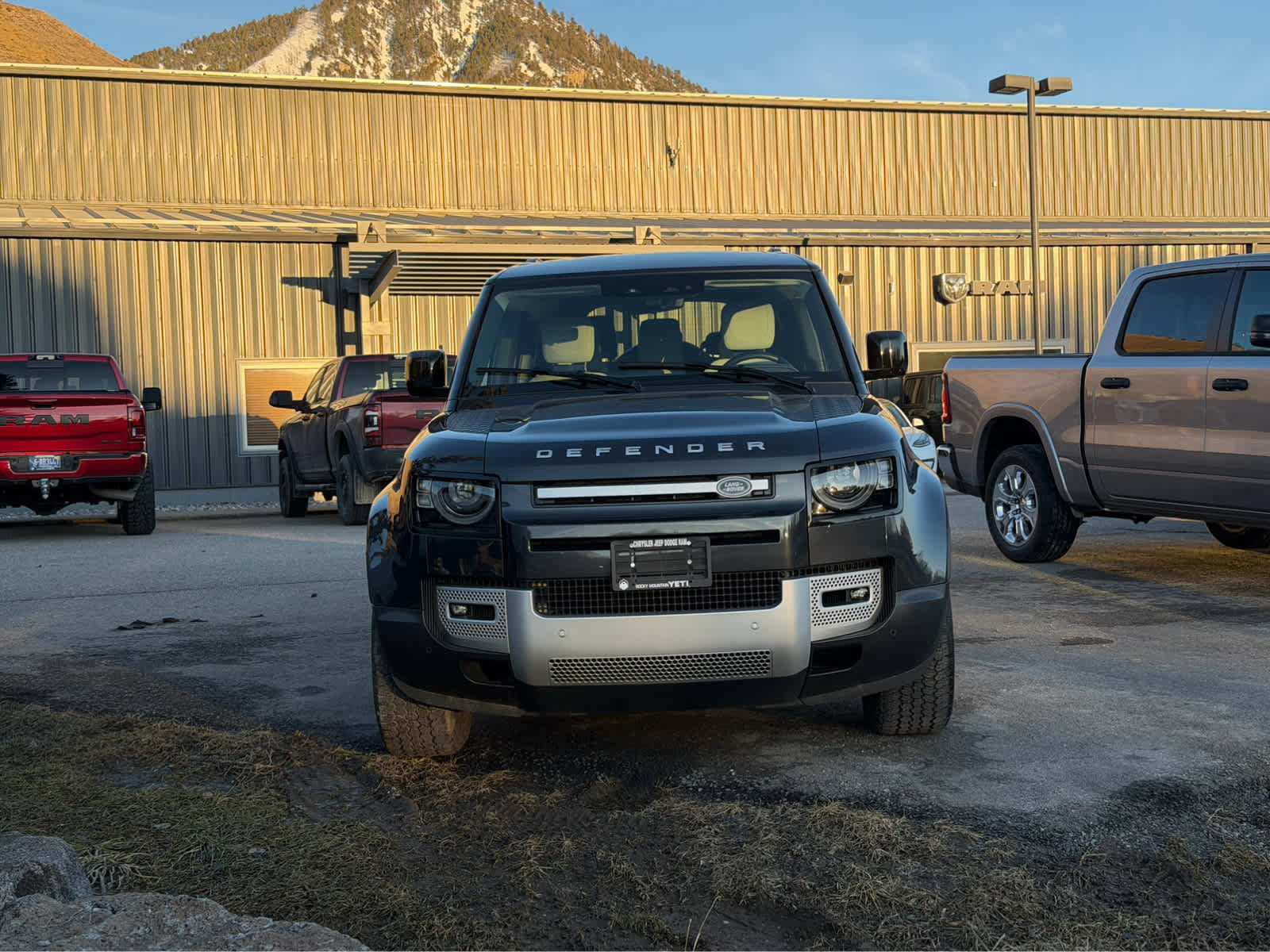 Used 2024 Land Rover Defender 130 S image 4
