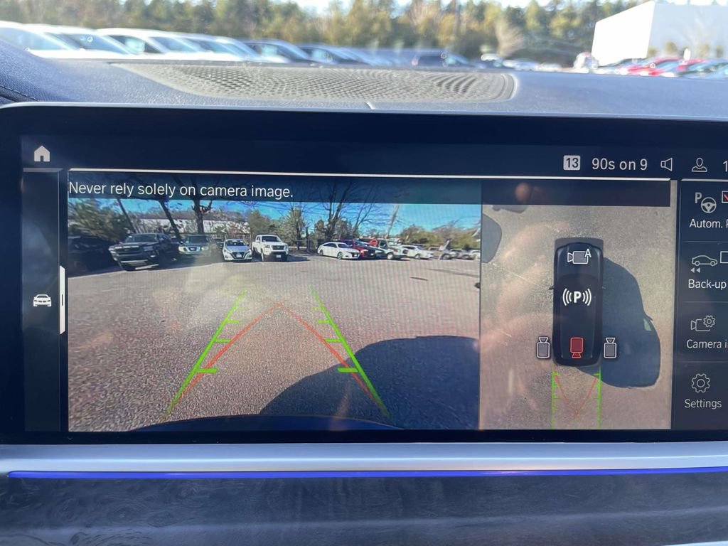 Used 2022 BMW X5 xDrive40i w/ M Sport Package AWD/4WD image 29