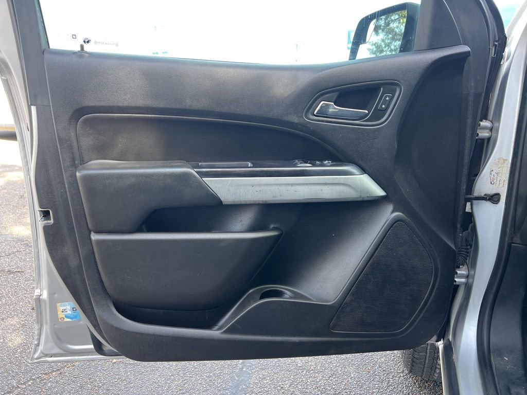 Used 2018 Chevrolet Colorado LT w/ LT Convenience Package image 21