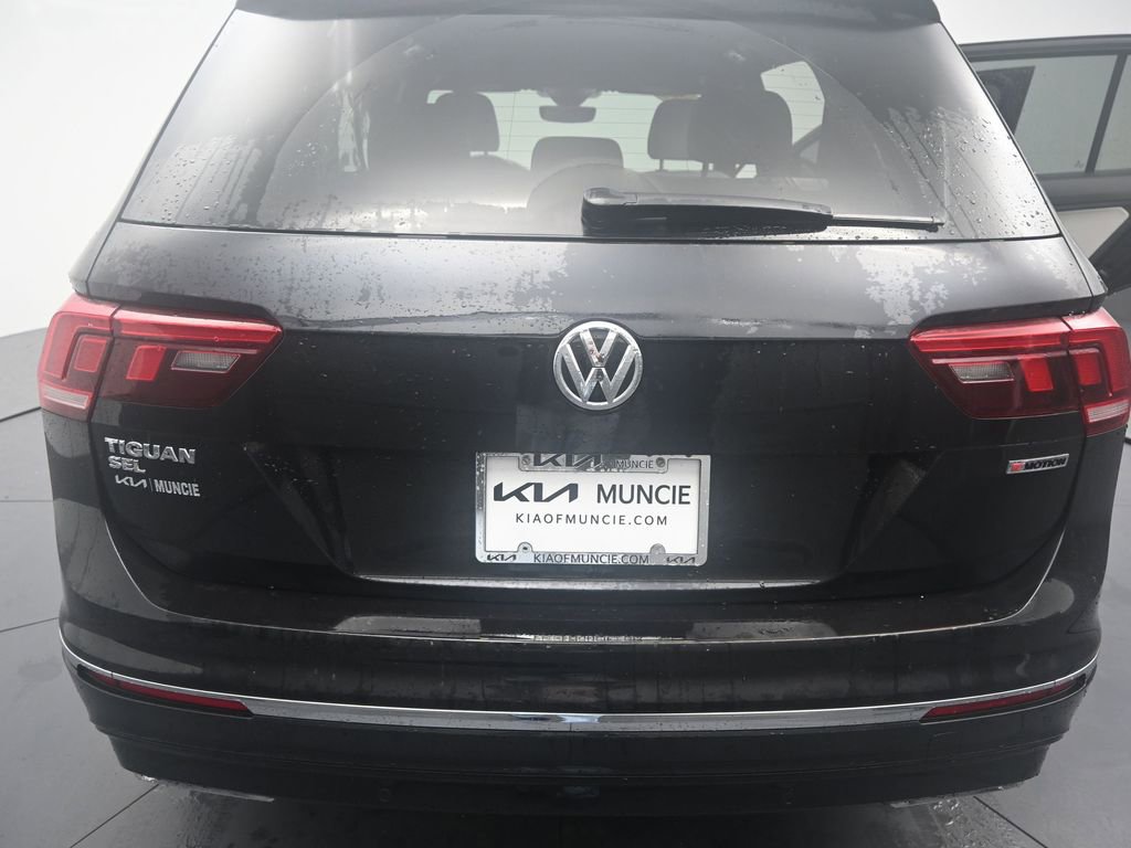 Used 2021 Volkswagen Tiguan SEL Premium R-Line image 9
