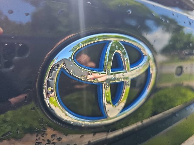 Used 2024 Toyota Sequoia SR5 w/ SR5 Premium Package AWD/4WD image 14