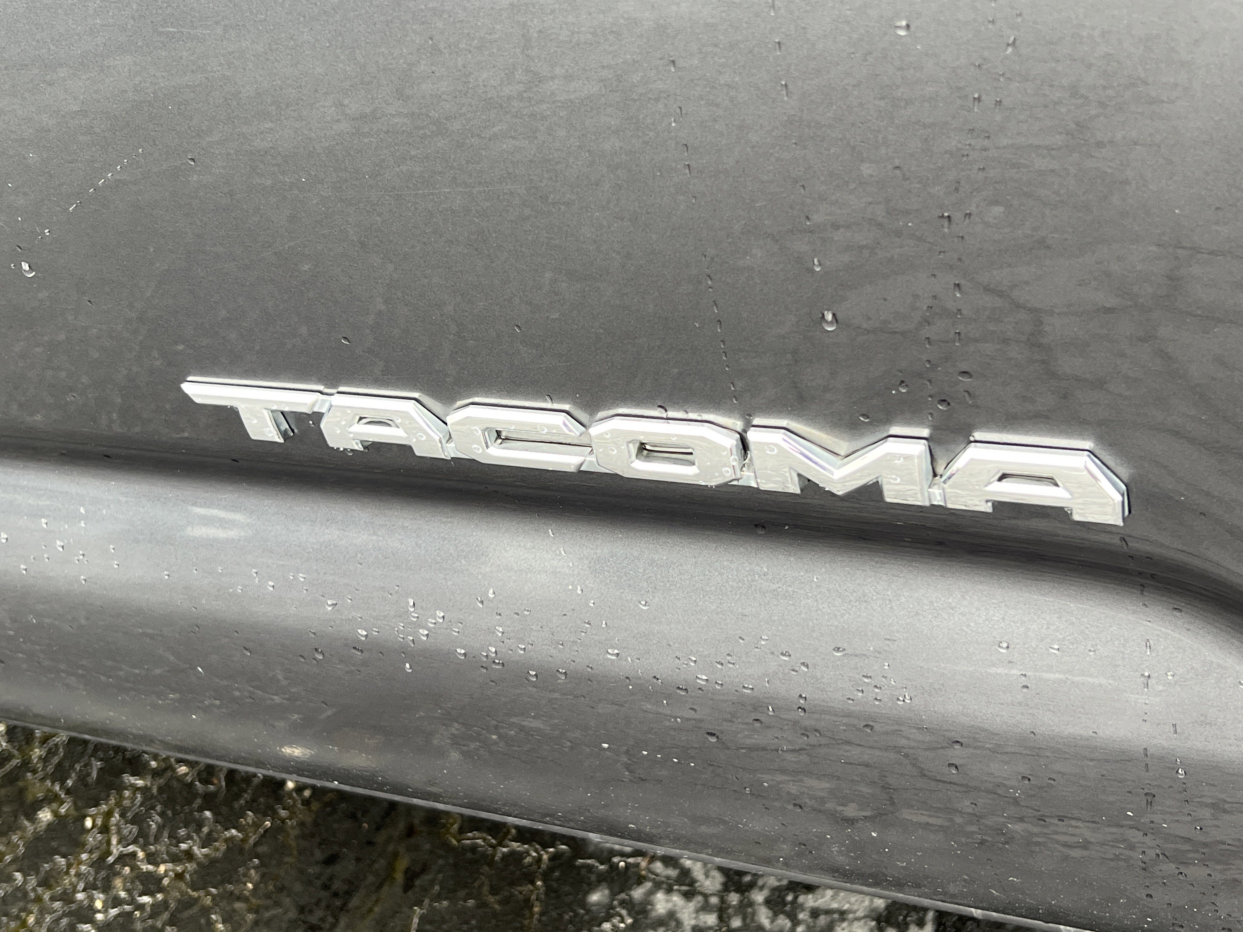 Used 2021 Toyota Tacoma TRD Off-Road w/ Technology Package image 9