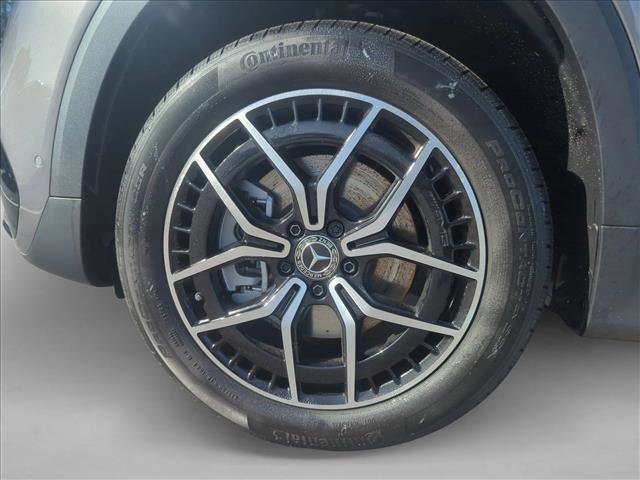 Certified 2023 Mercedes-Benz EQB 300 4MATIC image 11