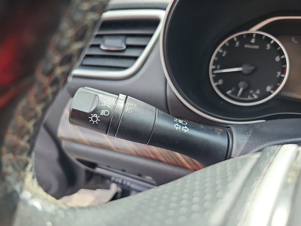 Used 2017 Nissan Maxima Platinum image 30