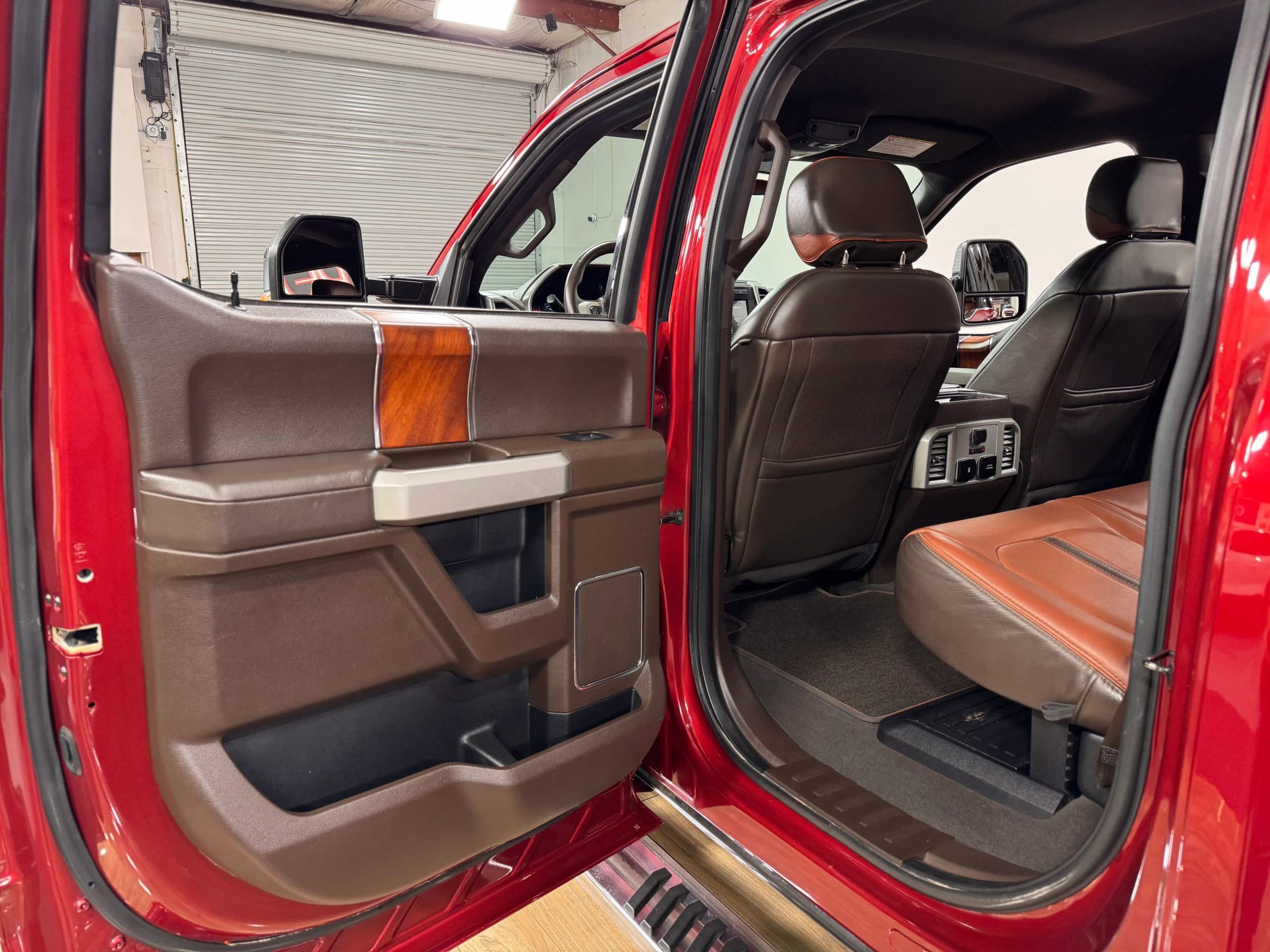 Used 2019 Ford F250 King Ranch w/ Chrome Package AWD/4WD image 15