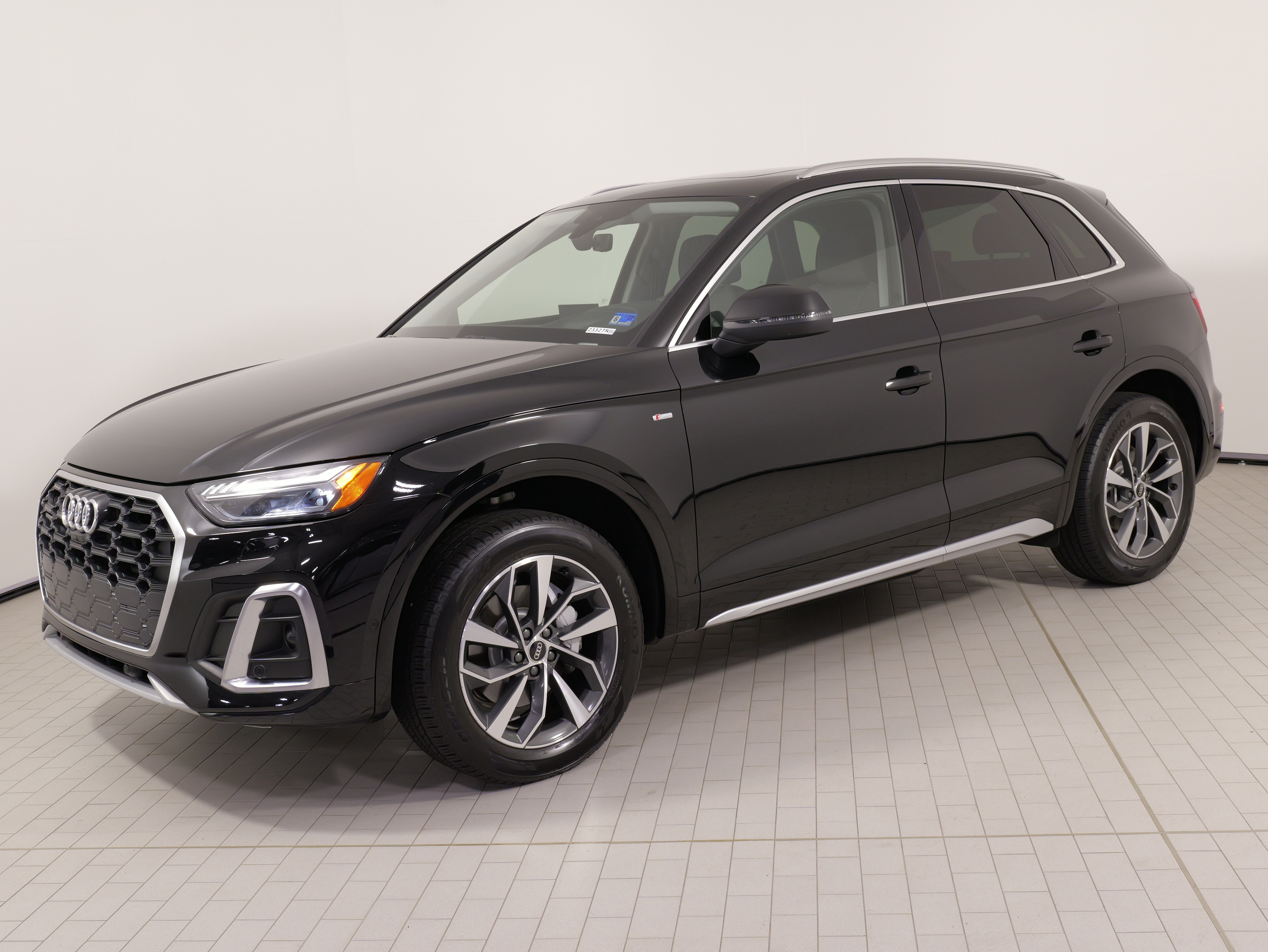 Used 2023 Audi Q5 2.0T Prestige AWD/4WD image 1