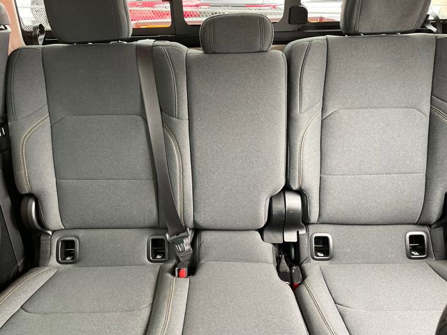 Used 2025 Jeep Gladiator Willys image 38