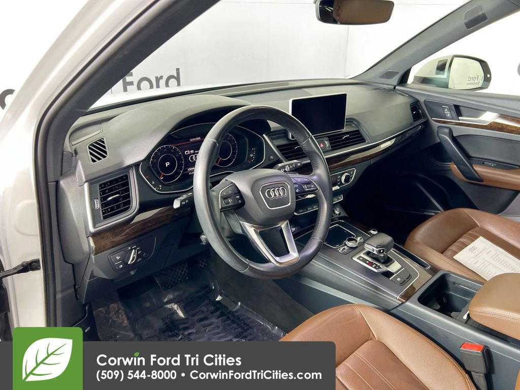Used 2019 Audi Q5 2.0T Premium Plus w/ Premium Plus Package image 3