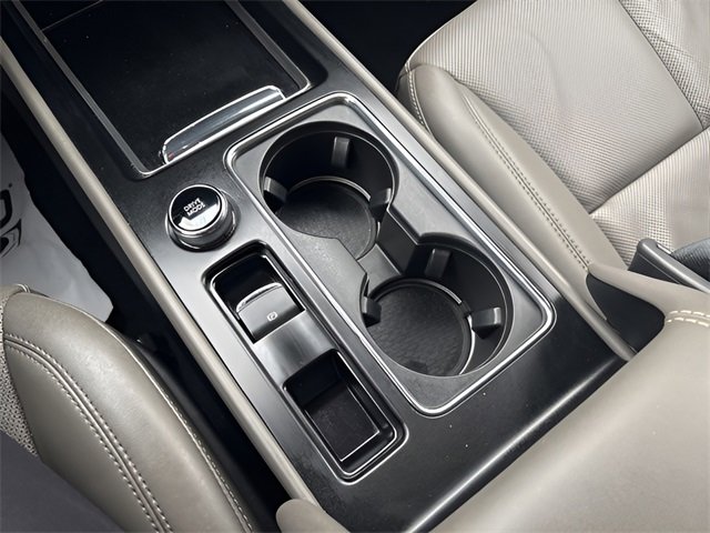 Used 2024 Lincoln Corsair Reserve w/ Equipment Group 201A image 16