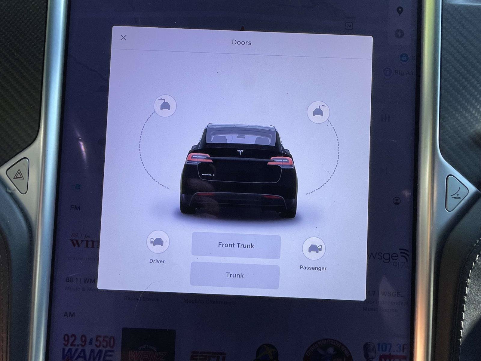 Used 2017 Tesla Model X 75D AWD/4WD image 26