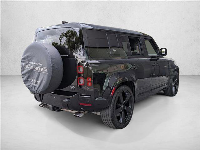 Used 2023 Land Rover Defender 110 V8 image 5
