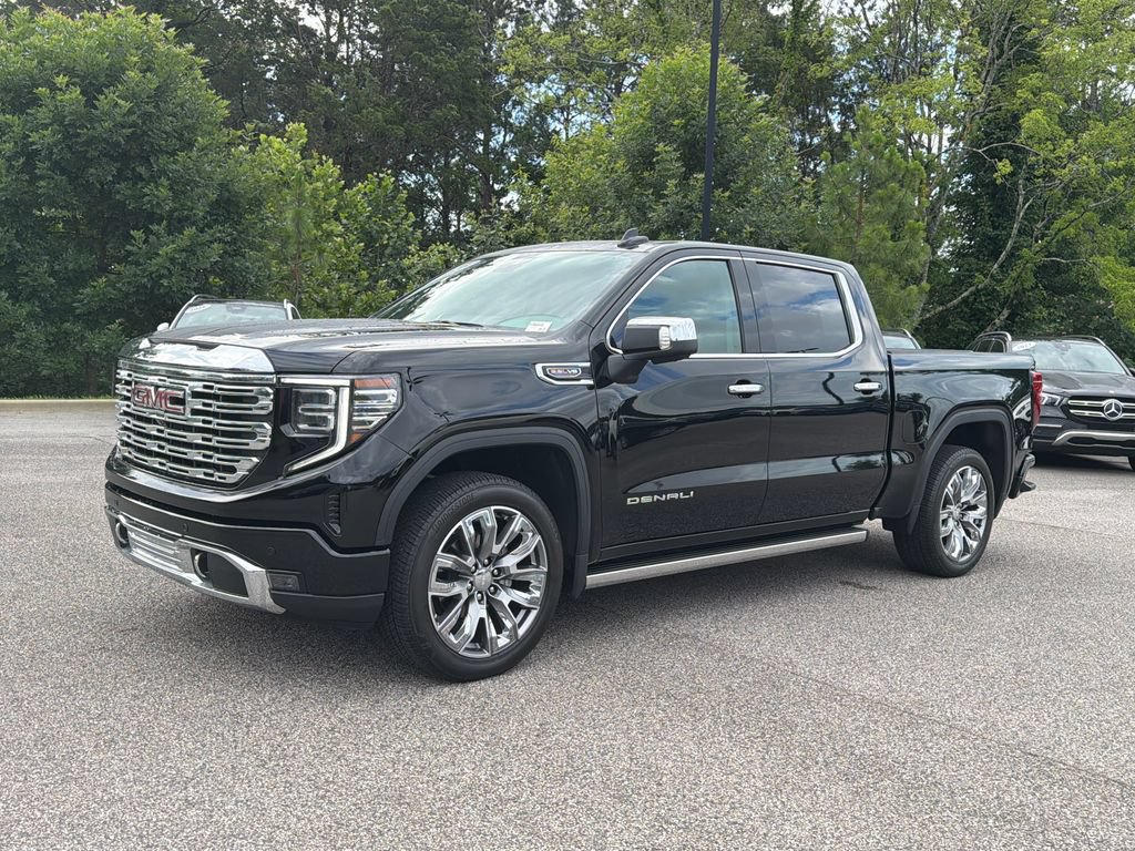 Used 2025 GMC Sierra 1500 Denali w/ Denali Reserve Package AWD/4WD image 5