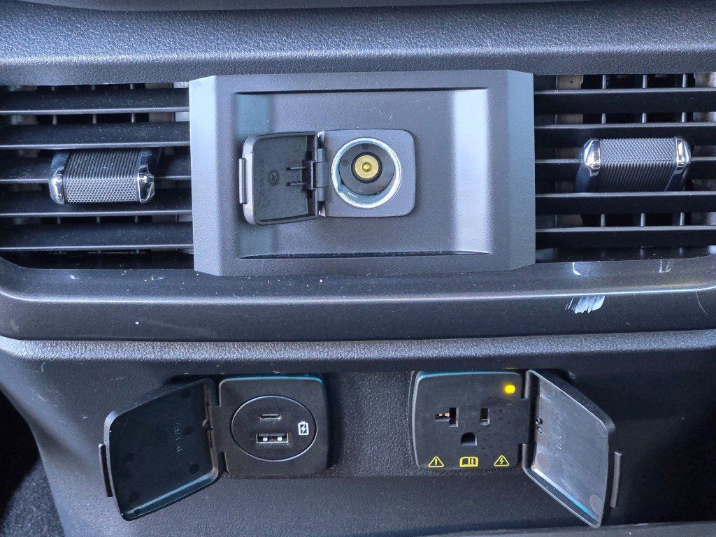 Used 2023 Ford F150 XLT w/ Equipment Group 302A High image 22