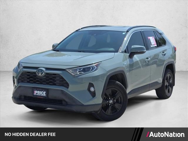 Used 2020 Toyota RAV4 XLE w/ Convenience Package AWD/4WD image 1