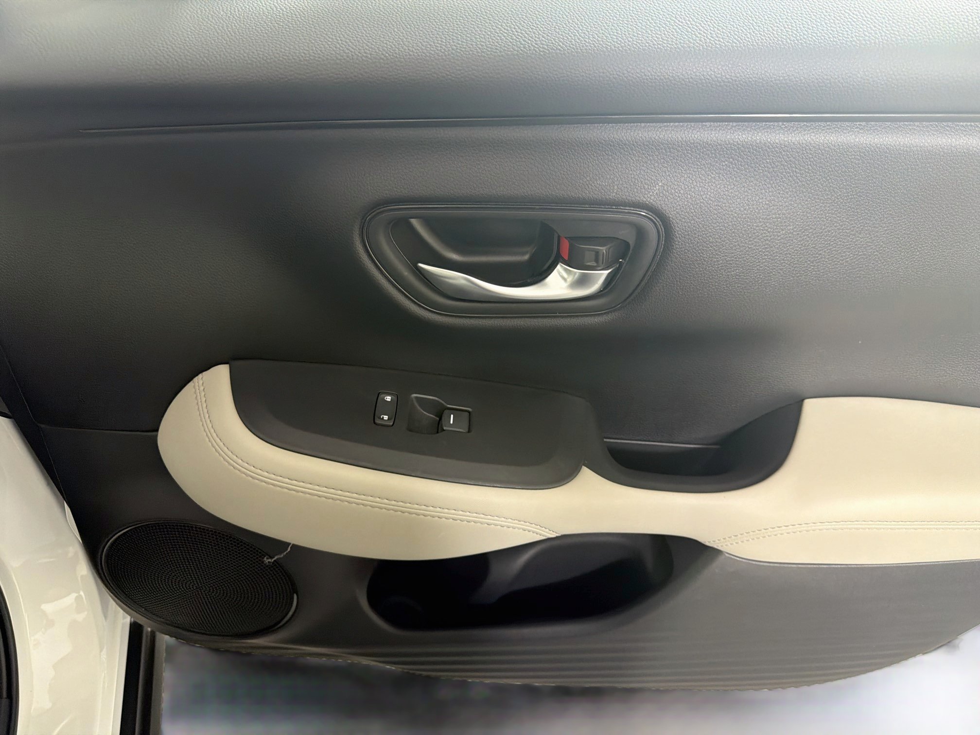 Used 2024 Honda HR-V LX image 29