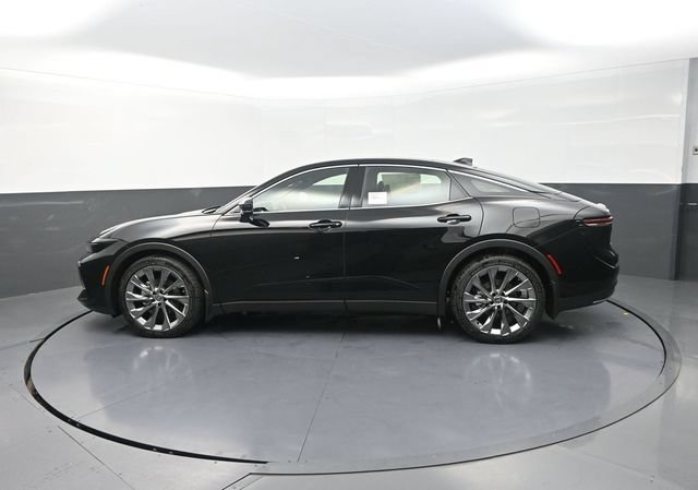 New 2026 Toyota Crown AWD/4WD image 4