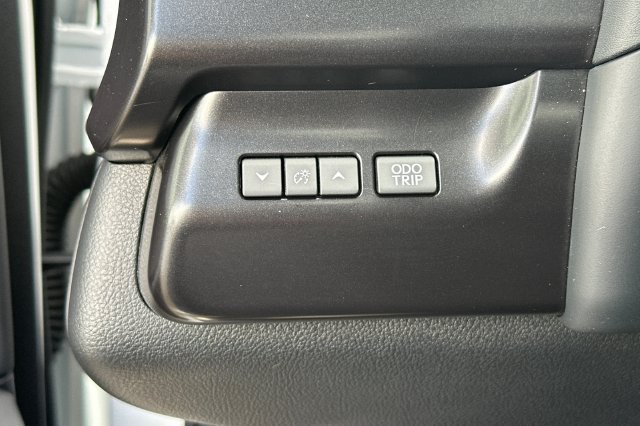 Used 2025 Lexus UX 300h FWD w/ Accessory Package (Z2) image 32