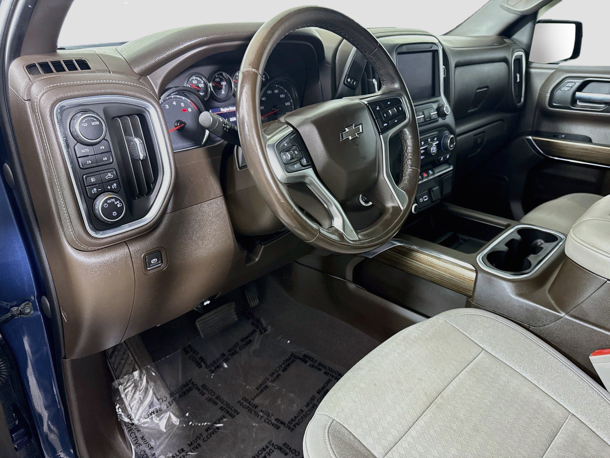 Used 2021 Chevrolet Silverado 1500 LT Trail Boss AWD/4WD image 23