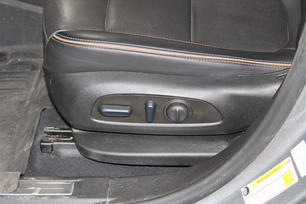 Used 2023 GMC Acadia AT4 w/ Preferred Package image 21