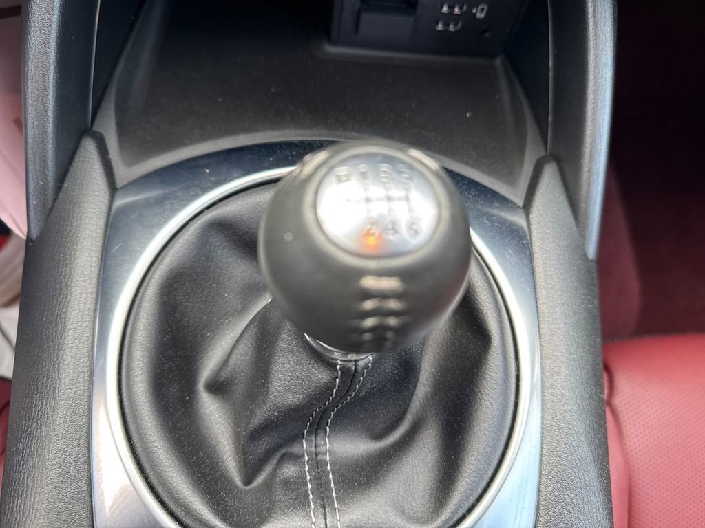 Used 2020 MAZDA MX-5 Miata RF 100th Anniversary image 18