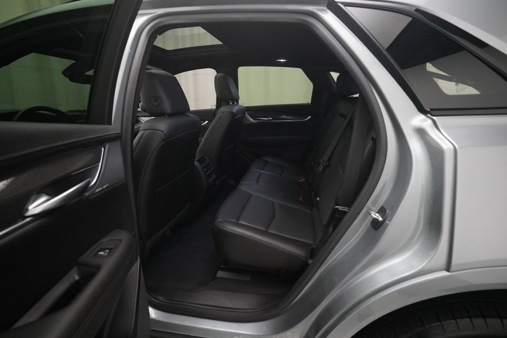 Used 2023 Cadillac XT5 Sportv w/ Technology Package image 16