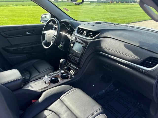 Used 2017 Chevrolet Traverse Premier AWD/4WD image 23