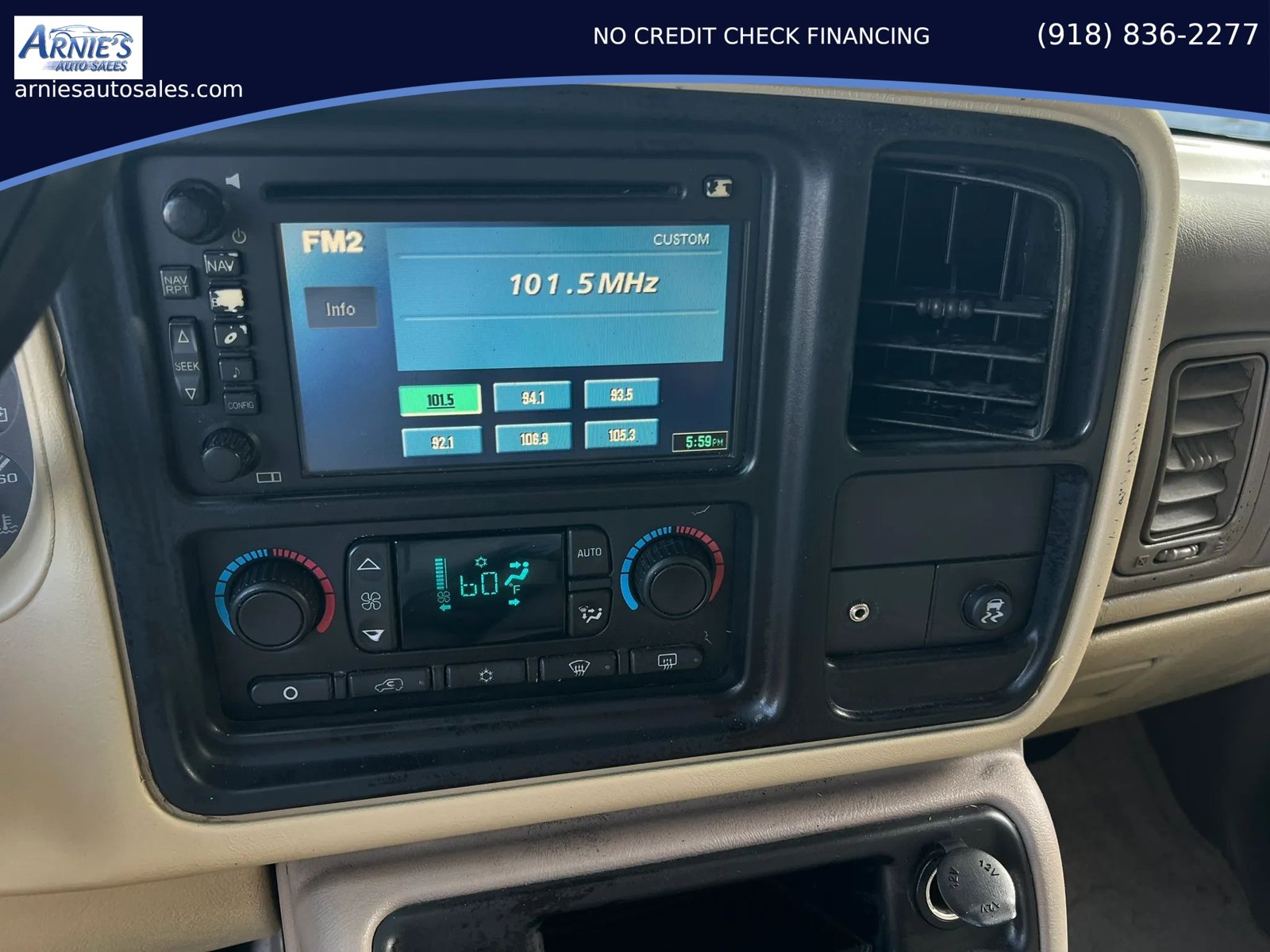 Used 2005 Chevrolet Tahoe Z71 w/ Preferred Equipment Group RWD image 9