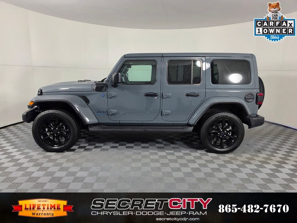 Used 2025 Jeep Wrangler Sahara 4xe image 4