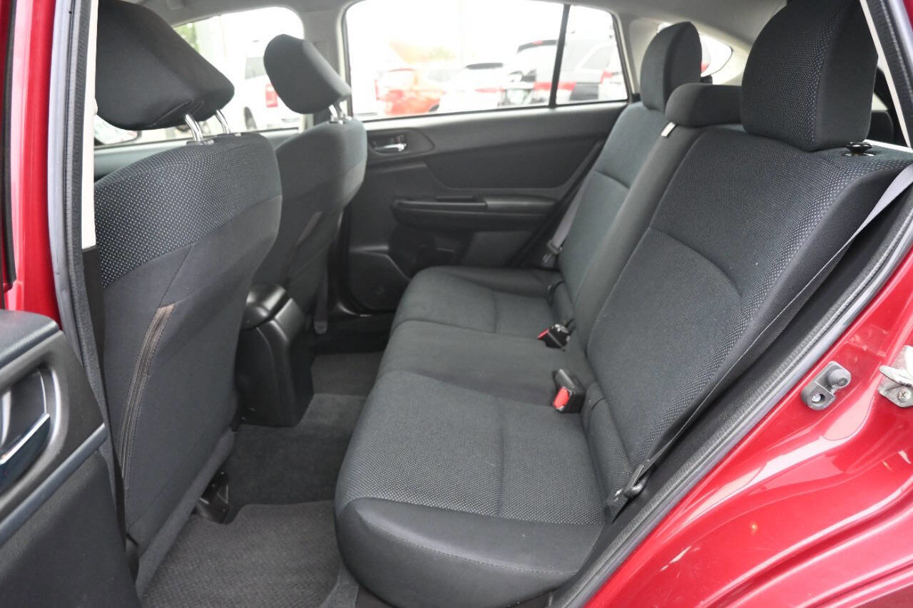 Used 2013 Subaru Impreza 2.0i Premium w/ All-Weather Pkg AWD/4WD image 11