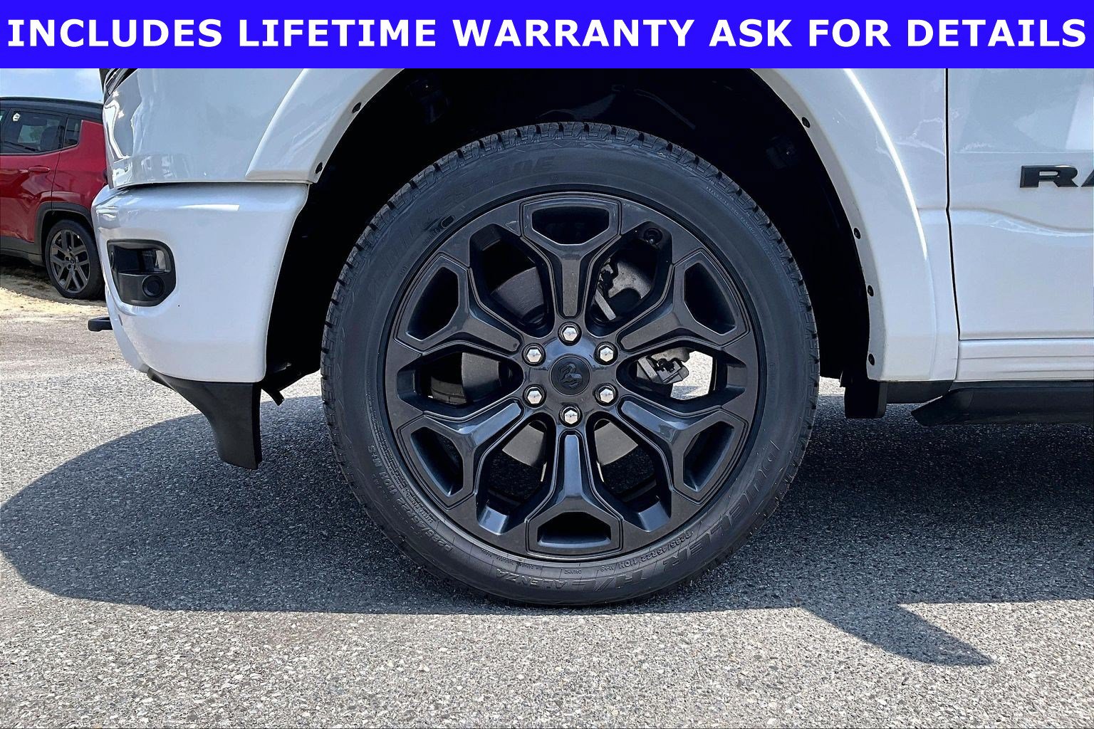 Used 2024 RAM 1500 Limited AWD/4WD image 8
