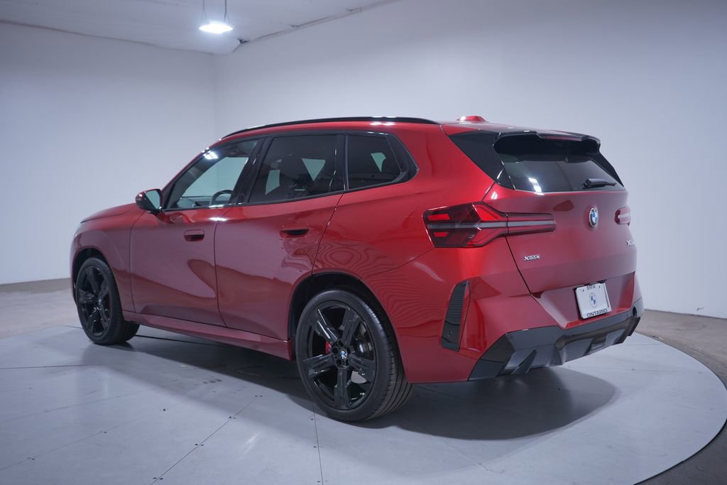 Used 2025 BMW X3 xDrive30i w/ M Sport Package image 3
