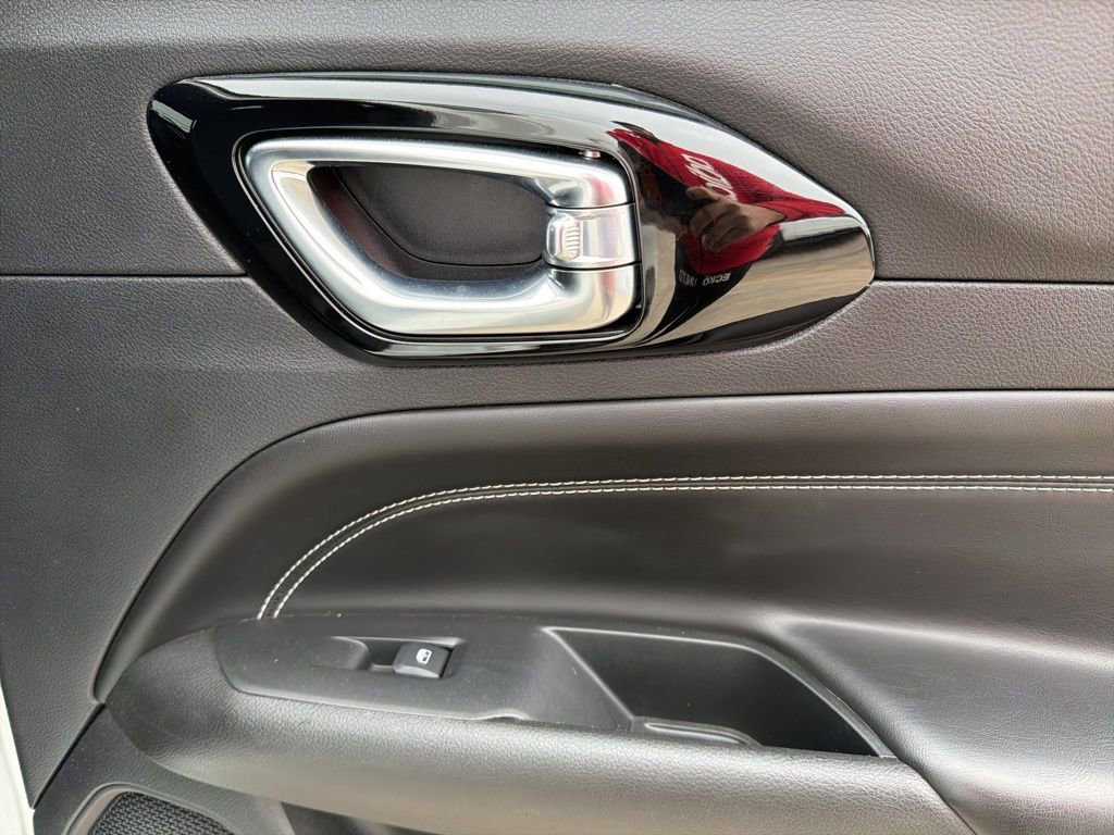 Used 2022 Jeep Compass Altitude image 26