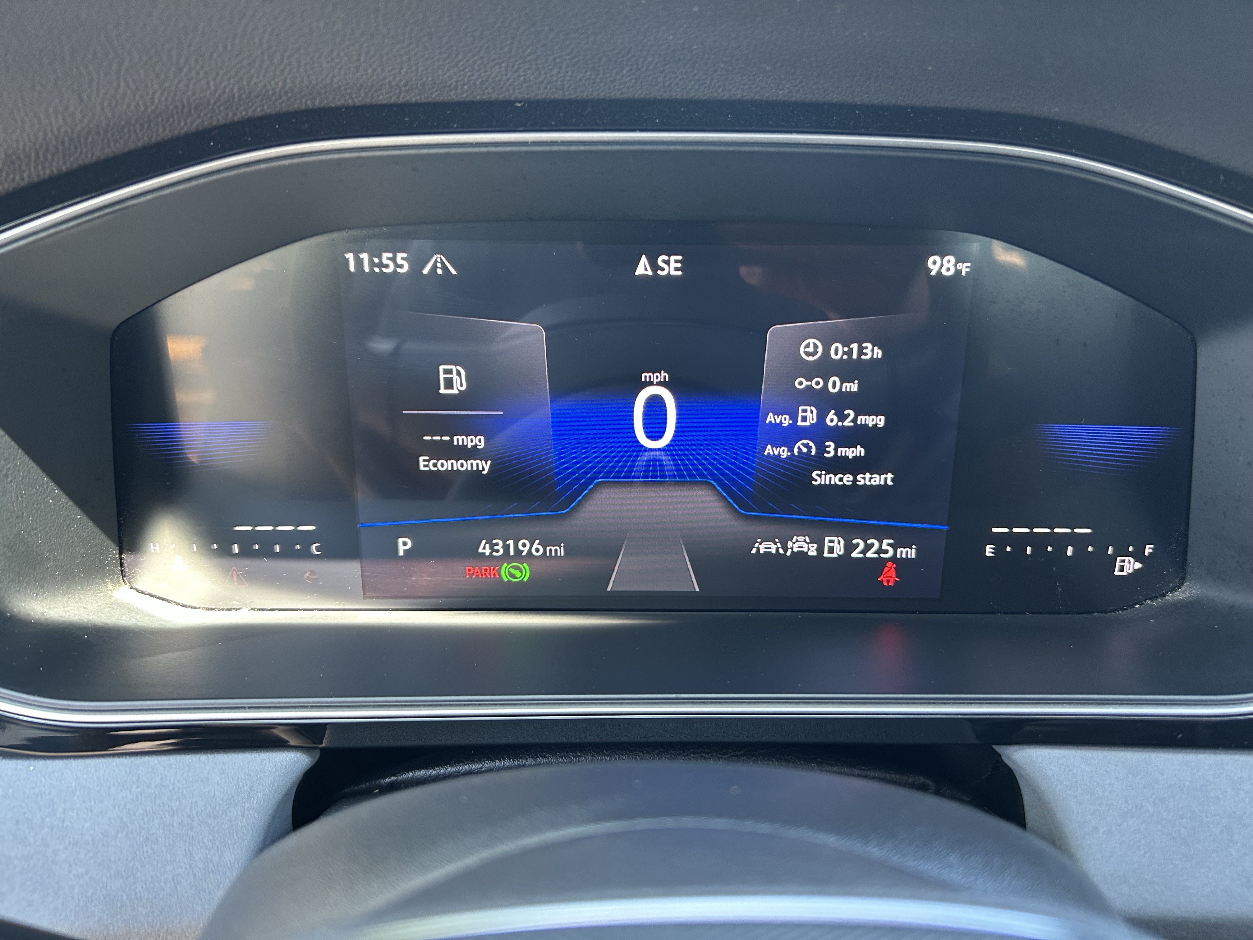 Used 2025 Volkswagen Jetta SE FWD image 25