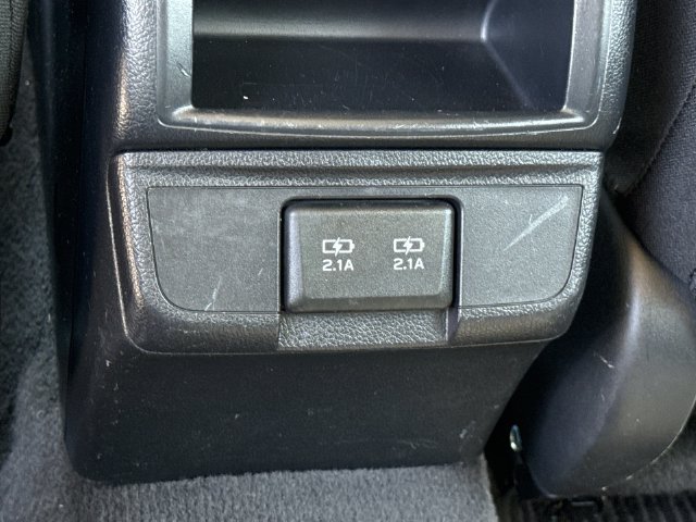 Used 2019 Subaru Outback 2.5i Premium AWD/4WD image 11
