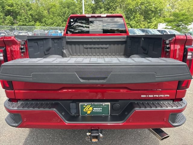 Used 2024 GMC Sierra 3500 Denali AWD/4WD image 16